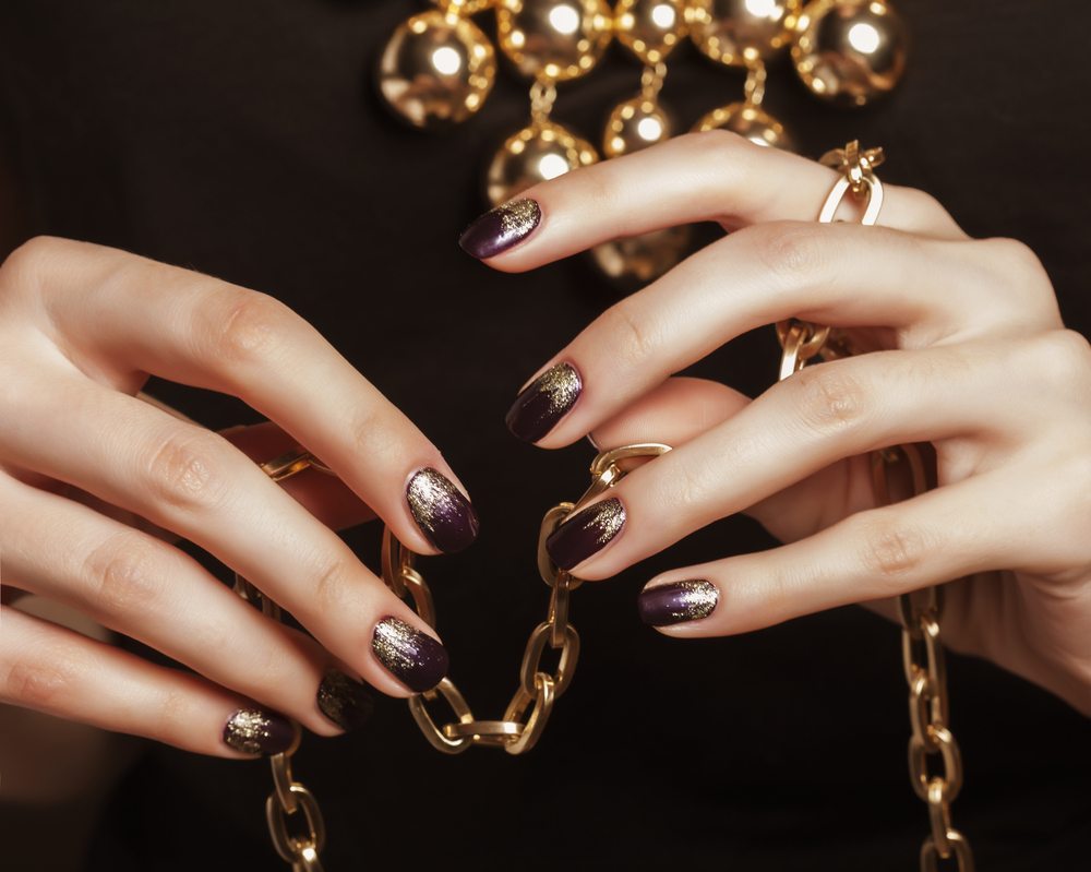 Unghie natalizie: 15 idee fashion per la nail art a Natale FOTO