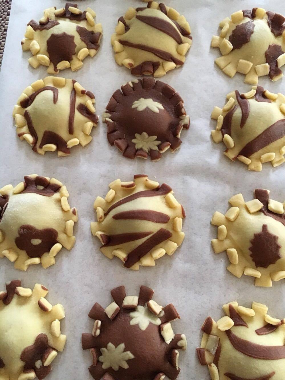 Contest: Castagnacci fritti... tipici dolci natalizi campani (di Delia Ciriello)