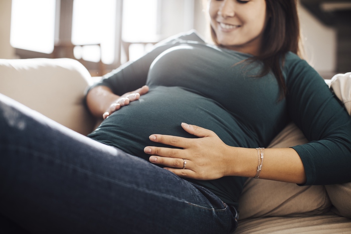 Gravidanza, parlare al bambino nel pancione? "Falso mito"