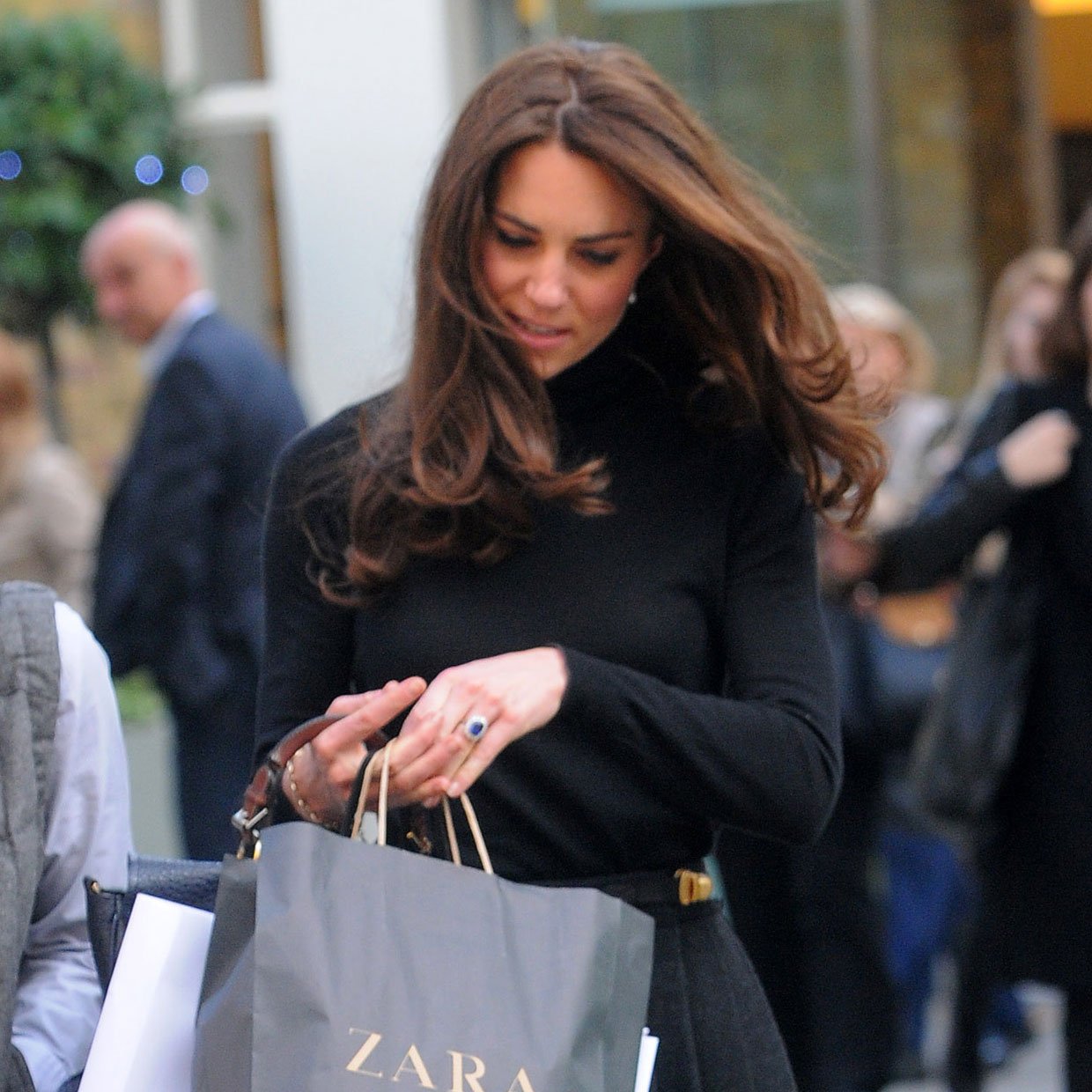 Kate Middleton, tutte le volte che ha vestito (e comprato) Zara! FOTO