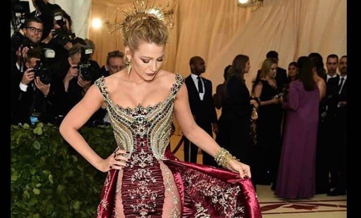 Blake Lively, il dettaglio dell'abito del Met Gala: "Così grosso che..."