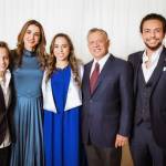 Rania di Giordania festeggia la figlia Salma: la principessa si è diplomata FOTO