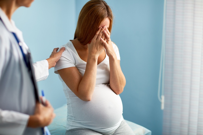Depressione in gravidanza: rischio malformazioni con terapie a base di litio