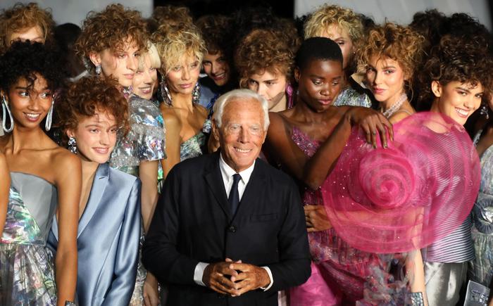 Giorgio Armani P/E 2019: la sfilata