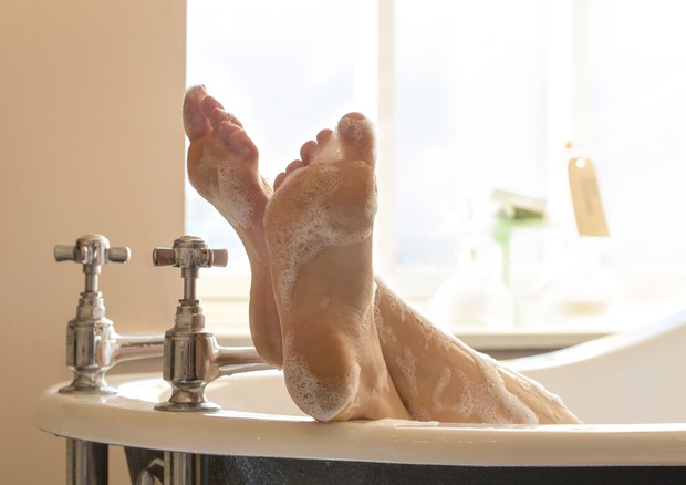 Dieta del bagno detox: 3 ingredienti detossinanti da aggiungere alla vasca