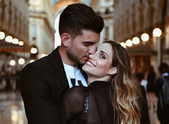 Beatrice Valli e Marco Fantini sulla passerella di Dolce e Gabbana