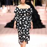 Da Monica Bellucci ad Ashley Graham: a Milano la moda è (anche) curvy 9