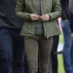 Kate Middleton, look casual per tornare a lavoro
