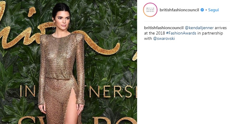 British Fashion Awards, look bocciato per Kendall Jenner: trasparenze inadeguate