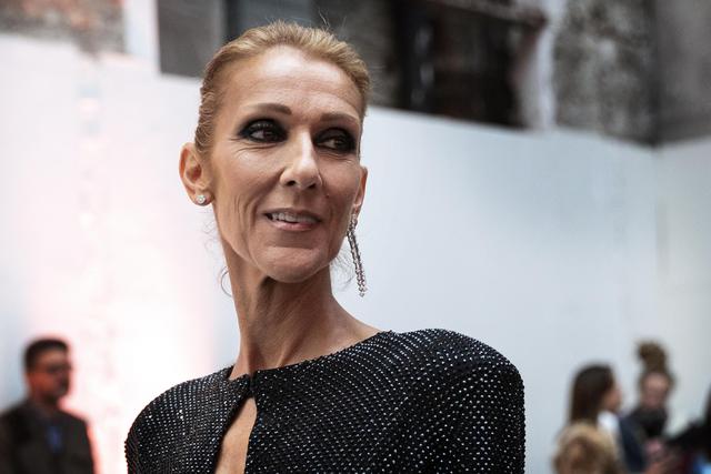 celine_dion_parigi_sfilata