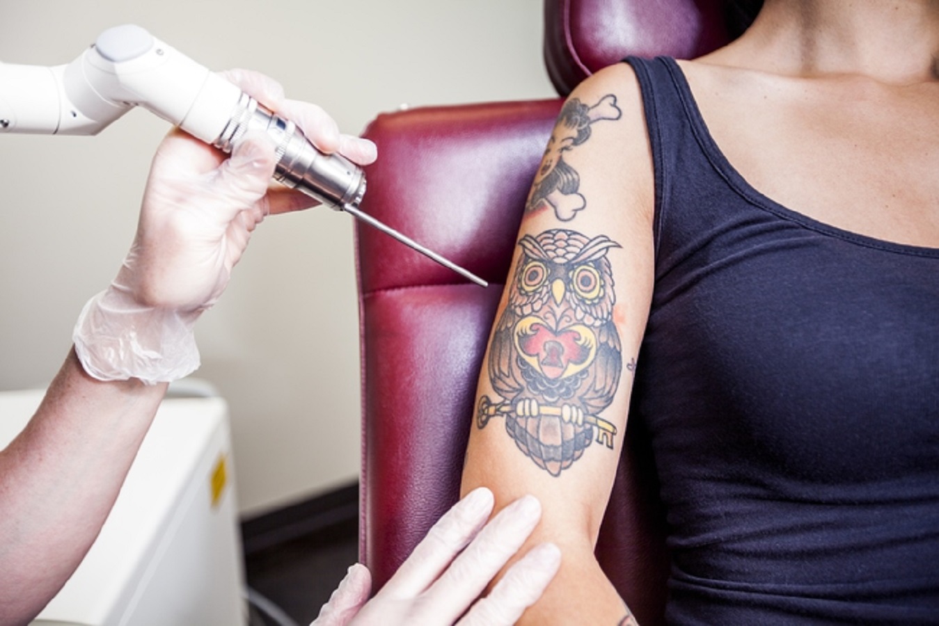Tatuaggi: cosa prevede la proposta di legge per disciplinarli