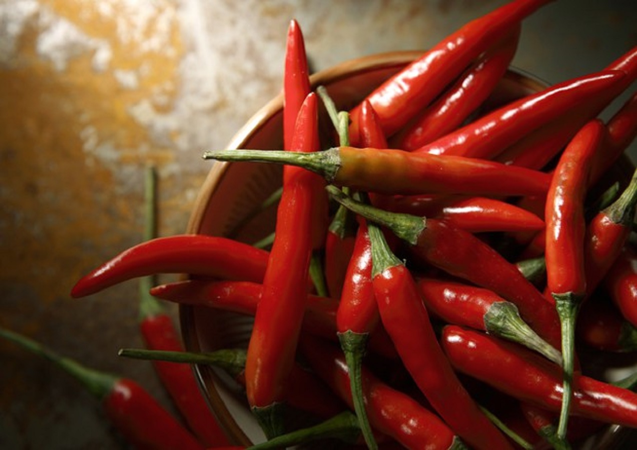 Peperoncino alleato della salute: 2 motivi per mangiarlo