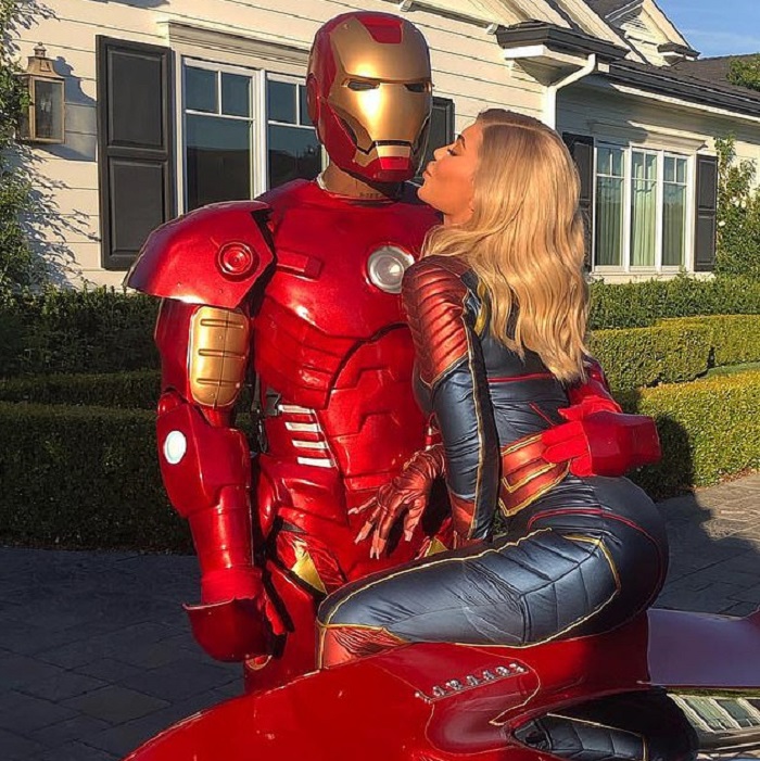 Avengers: Endgame, Kylie Jenner e Travis Scott travestiti da supereroi 4