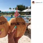 Kylie Jenner, vacanza con le amiche in jet privato personalizzato4