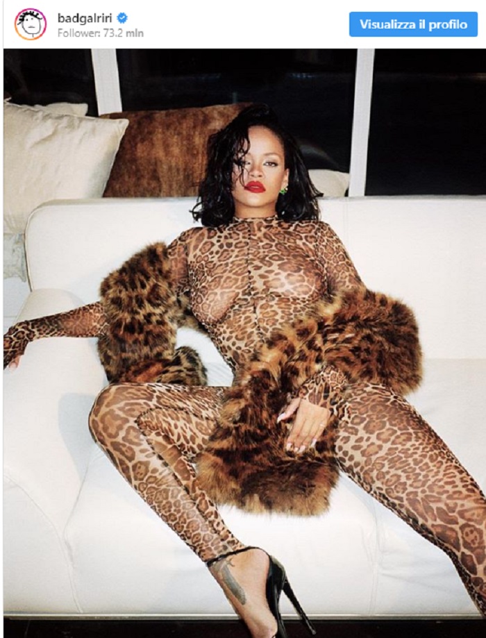 Kylie Jenner e l'abito leopardato uguale a quello di Rihanna1