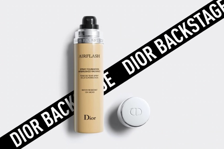 Questo fondotinta spray Dior rivoluziona la tua make up routine