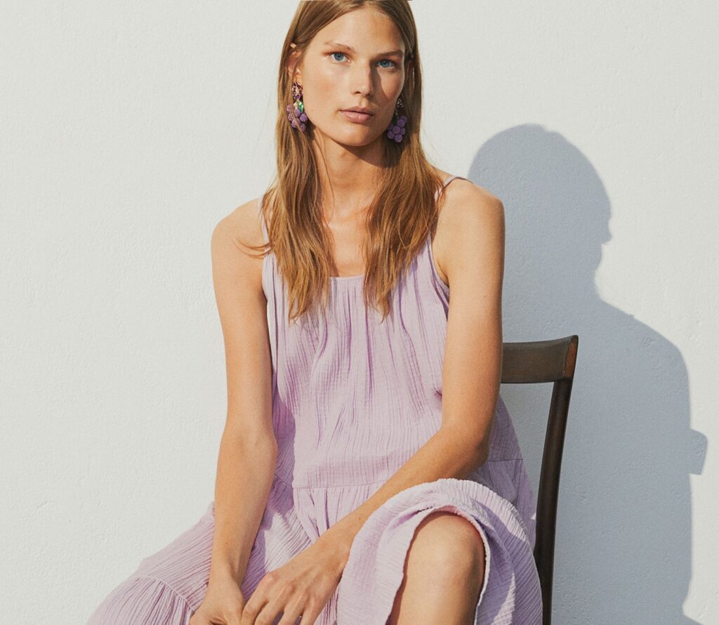 3 abiti lilla di H\u0026M per seguire la moda dell'estate 2020