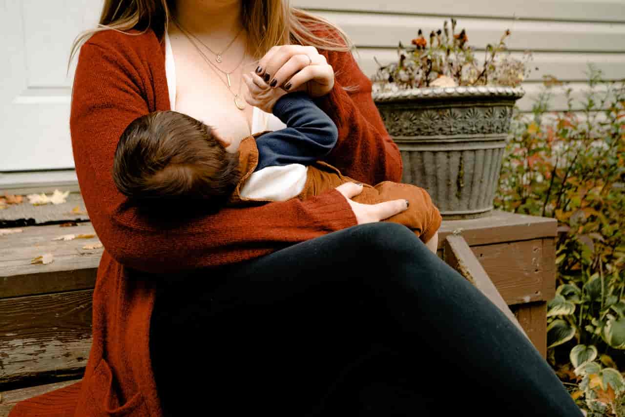 Anticorpi Covid: allattamento protegge i neonati come un vaccino