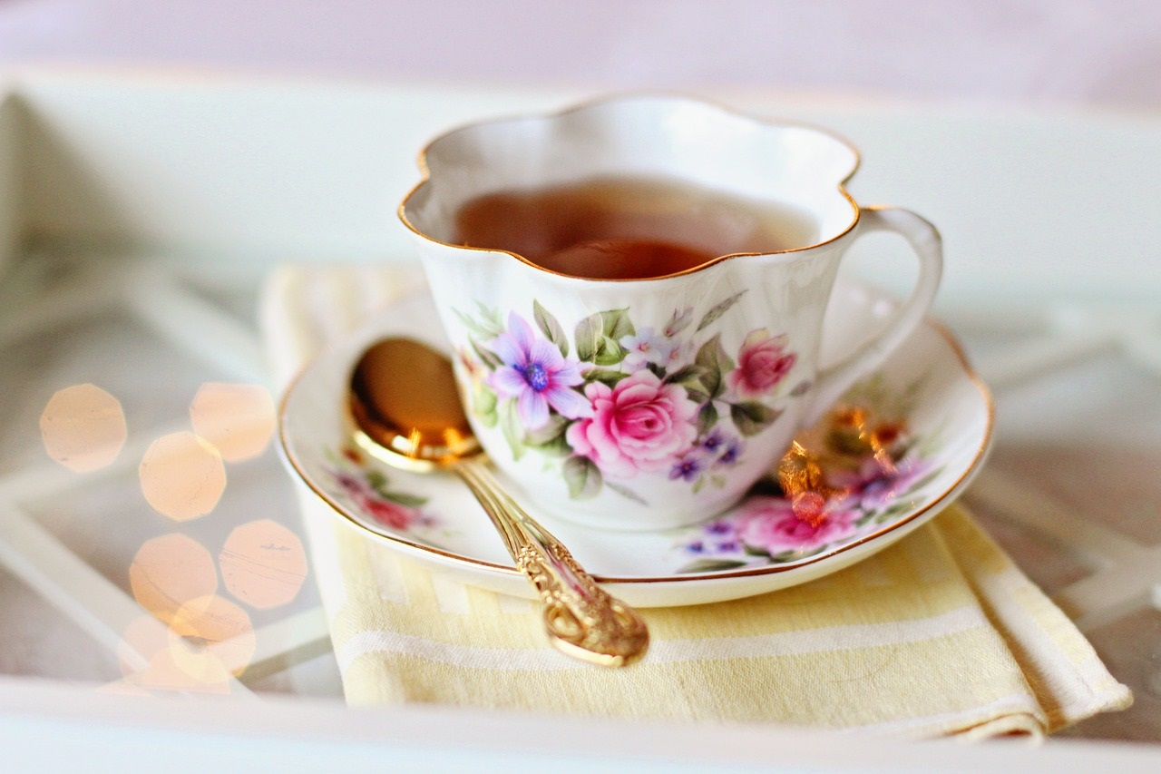 Caffè o tè associati a un minor rischio di ictus e demenza