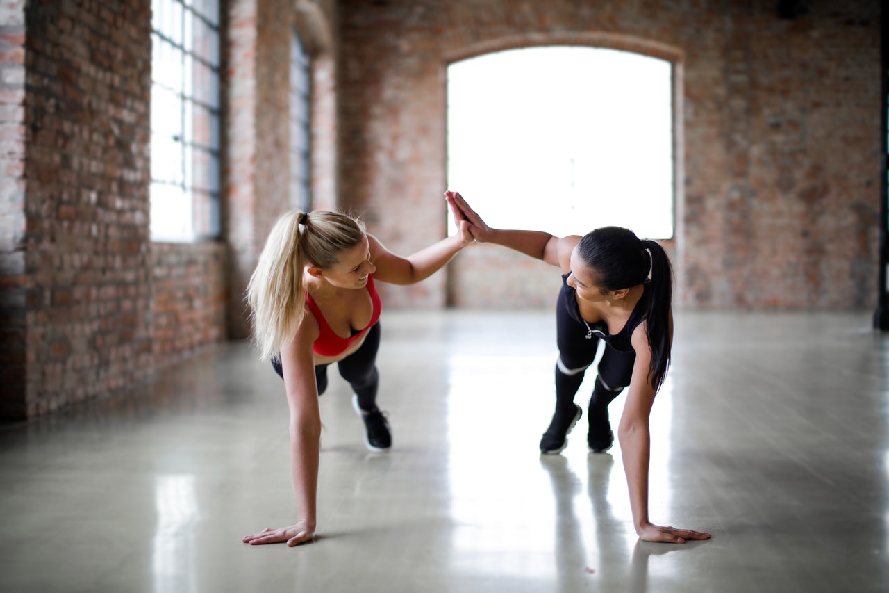 Perché dovresti sempre includere i burpees nei tuoi allenamenti