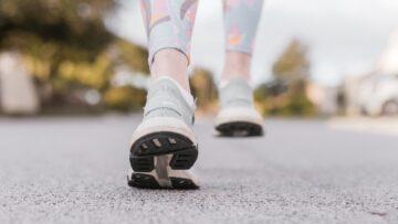 Nordic Walking per dimagrire: esercizio perfetto per camminare a buon ritmo e perdere peso