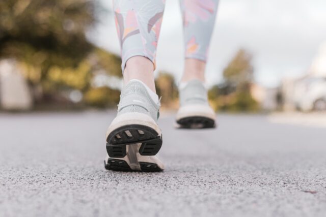 Nordic Walking per dimagrire: esercizio perfetto per camminare a buon ritmo e perdere peso