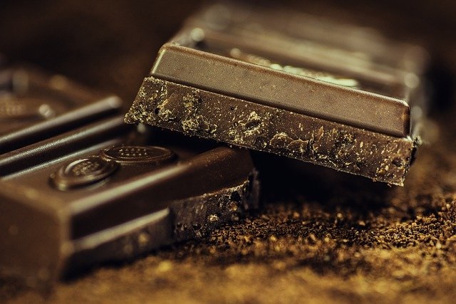 Mangiare cioccolato potrebbe fare bene al cervello