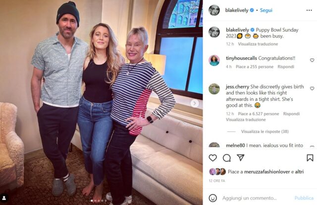 Blake Lively con il marito Ryan Reynolds e la suocera