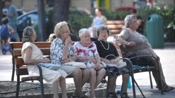 Essere socialmente attivi ci aiuta a vivere più a lungo