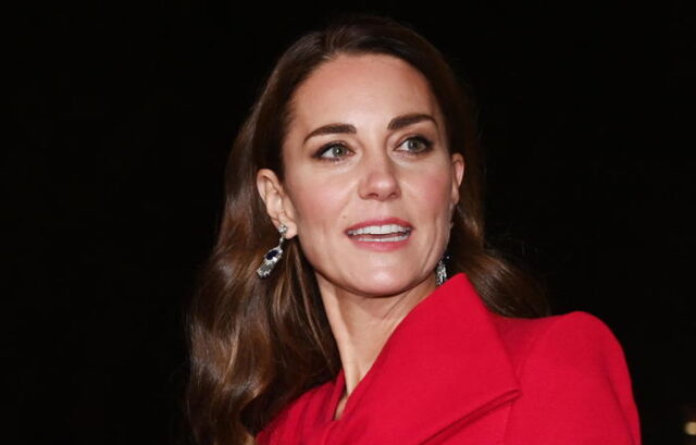 Kate Middleton, i genitori hanno venduto l'azienda di famiglia