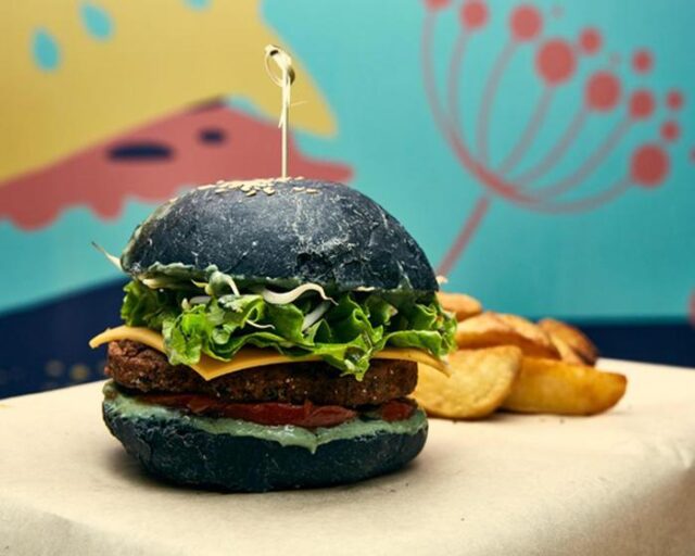 Hamburger Veg, etichetta a rischio: la norma che punta a proibirla