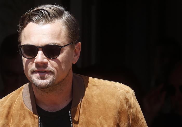 Leonardo DiCaprio, Hollywood non lo voleva e Sharon Stone pagò il suo stipendio