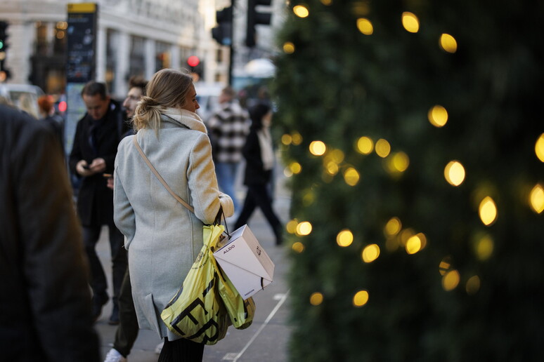 Quasi la metà delle donne vittime di violenza dipende economicamente dal partner