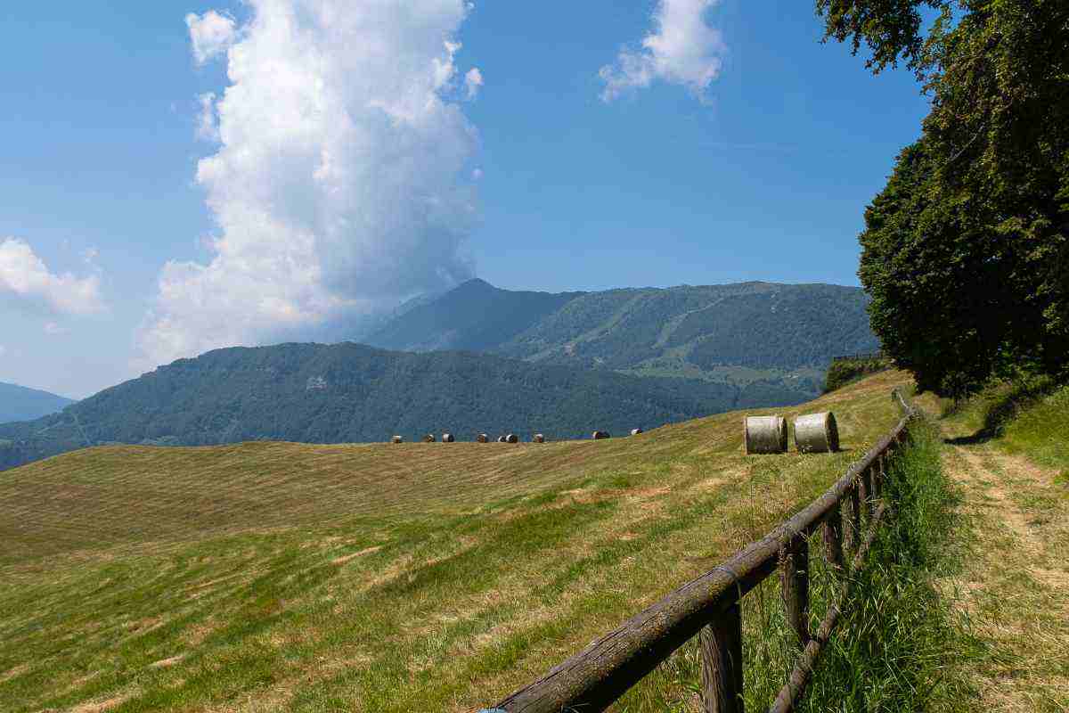 Una finestra sul paradiso, l'oasi sospesa tra le nuvole che nasconde storie medievali tutti i dettagli